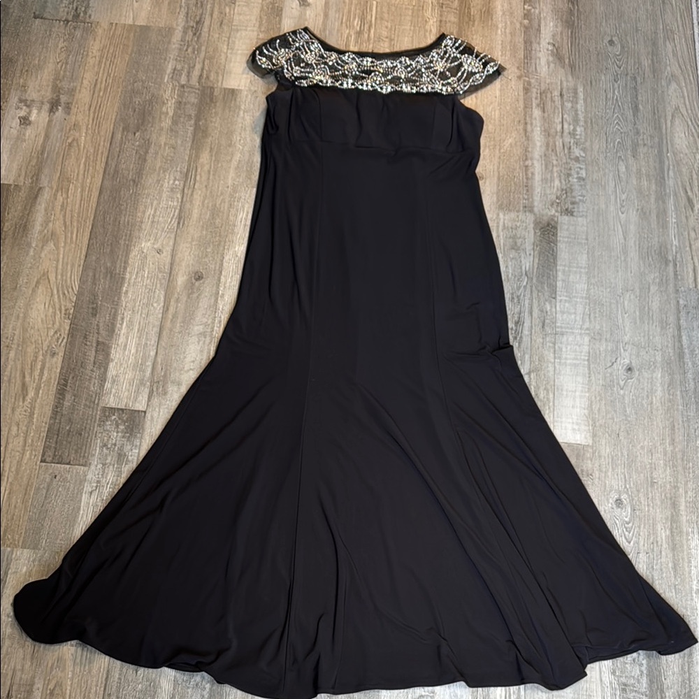 R&M Richards Black Off-the-Shoulder Maxi Gown